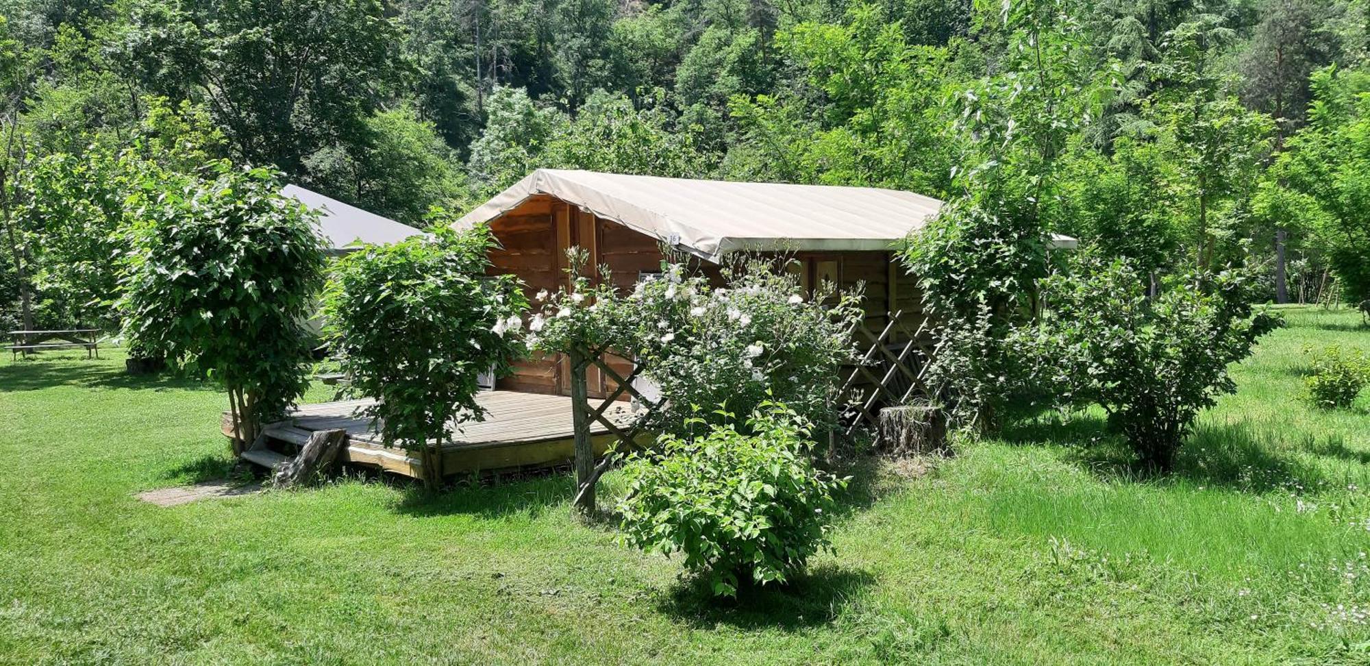 Camping Ushuaia Villages Le Viaduc Arlebosc Exterior photo